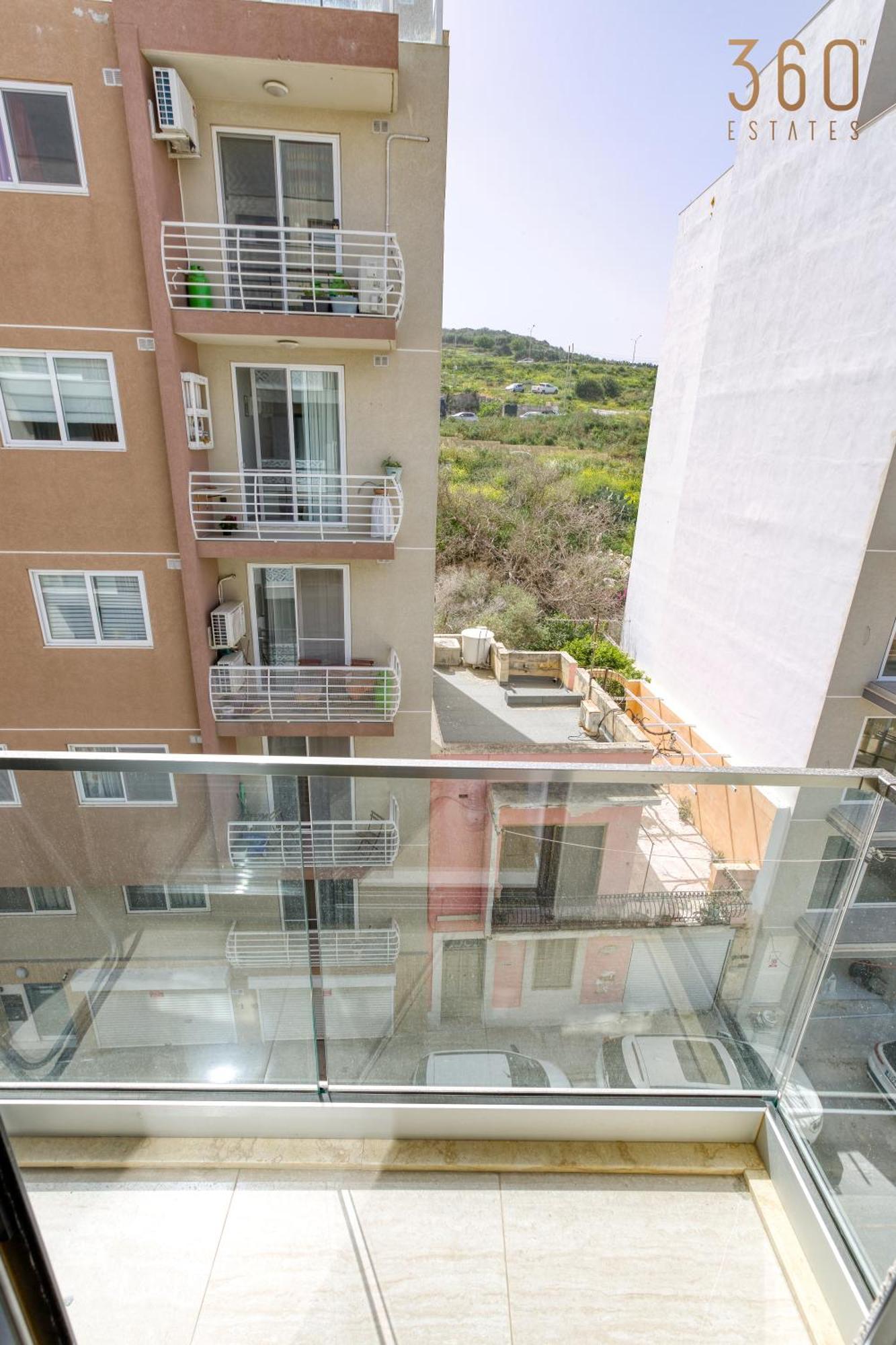 Designer 2Br Home With Stunning Views In St Pauls By 360 Estates St. Paul's Bay Dış mekan fotoğraf
